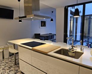 Cuina de Casa o xalet en venda en Sant Boi de Llobregat amb Aire condicionat, Calefacció i Parquet