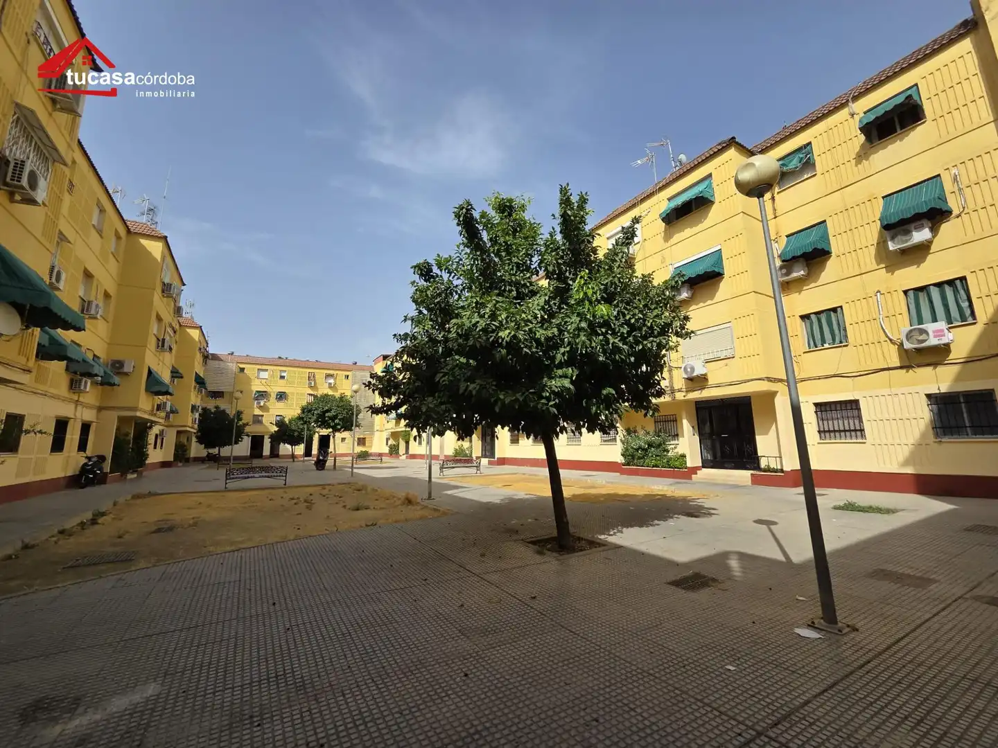 Vista exterior de Pis en venda en Córdoba amb Aire condicionat i Moblat