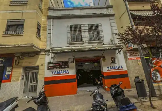 Vista exterior de Local de lloguer en Centro ciudad