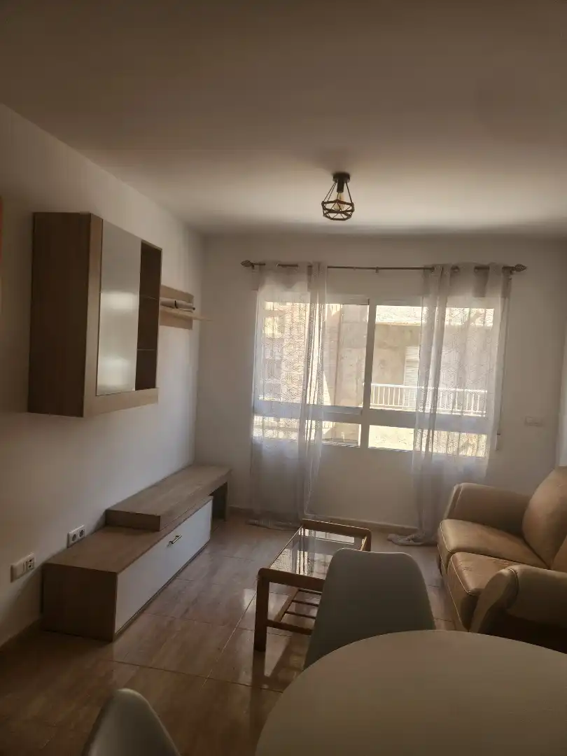 Wohnung mit Aufzug zum Verkauf in Calle Estepona 3, imagen 3