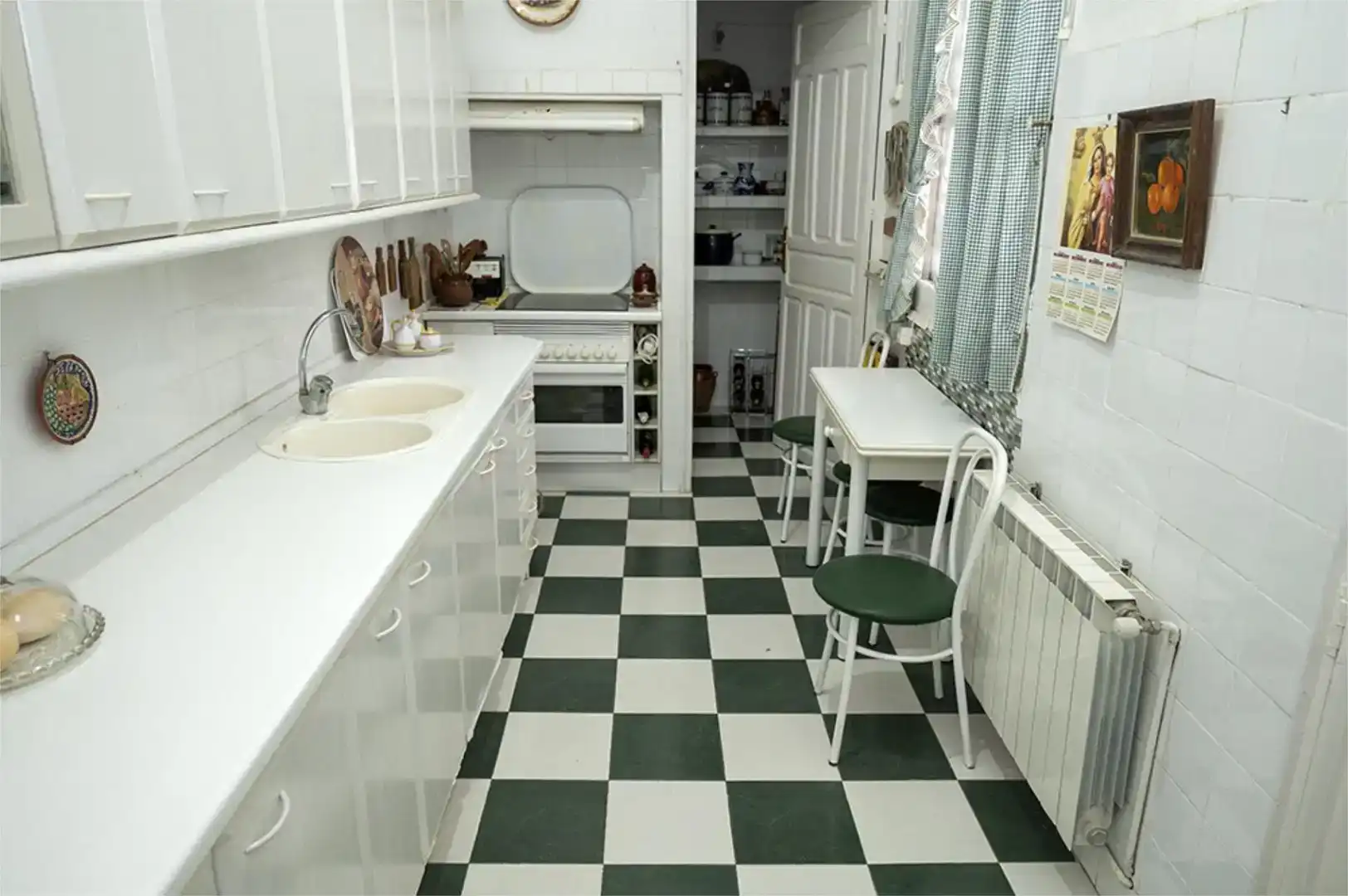 Cocina de Dúplex para compartir en Las Pedroñeras    con Parquet, Amueblado y Horno
