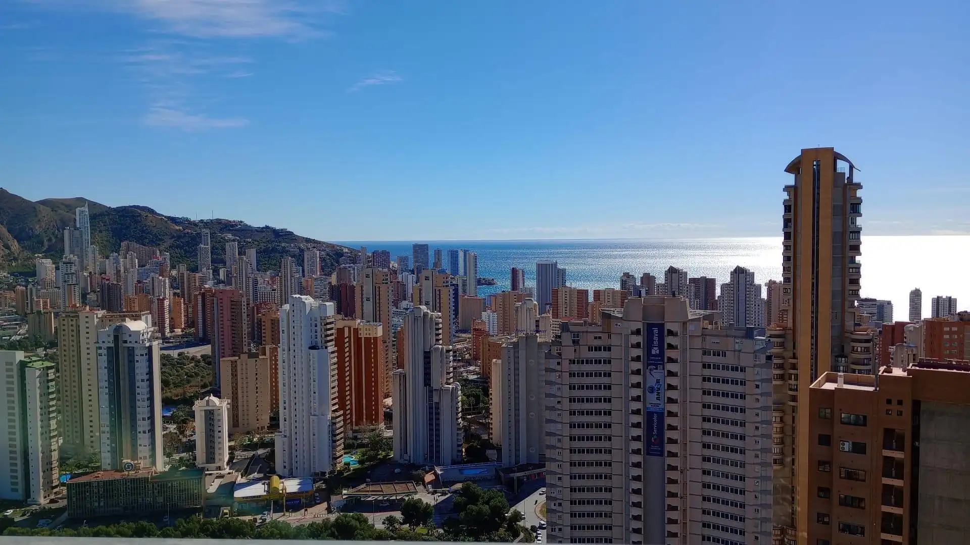 Vista exterior de Apartament en venda en Benidorm amb Aire condicionat, Calefacció i Jardí privat