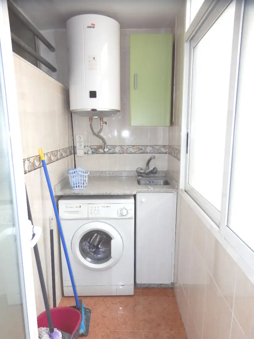 Cocina de Piso de alquiler en Valencia con Aire acondicionado, Amueblado y Horno