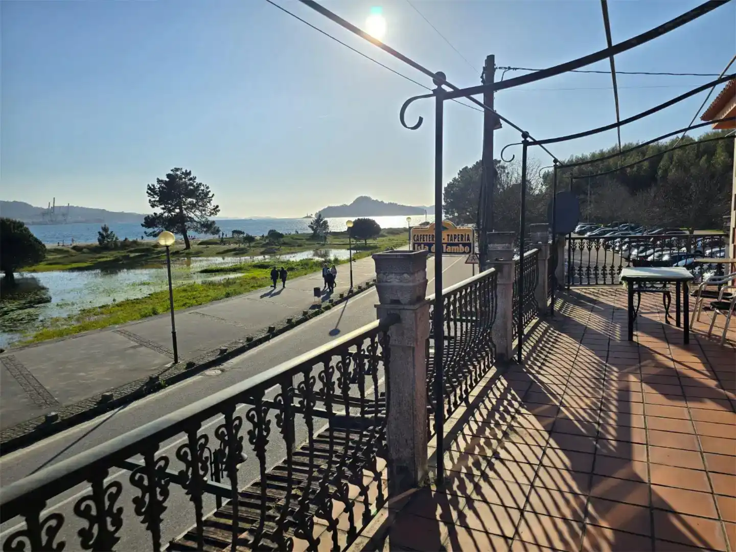 Vista exterior de Casa o xalet en venda en Poio amb Balcó