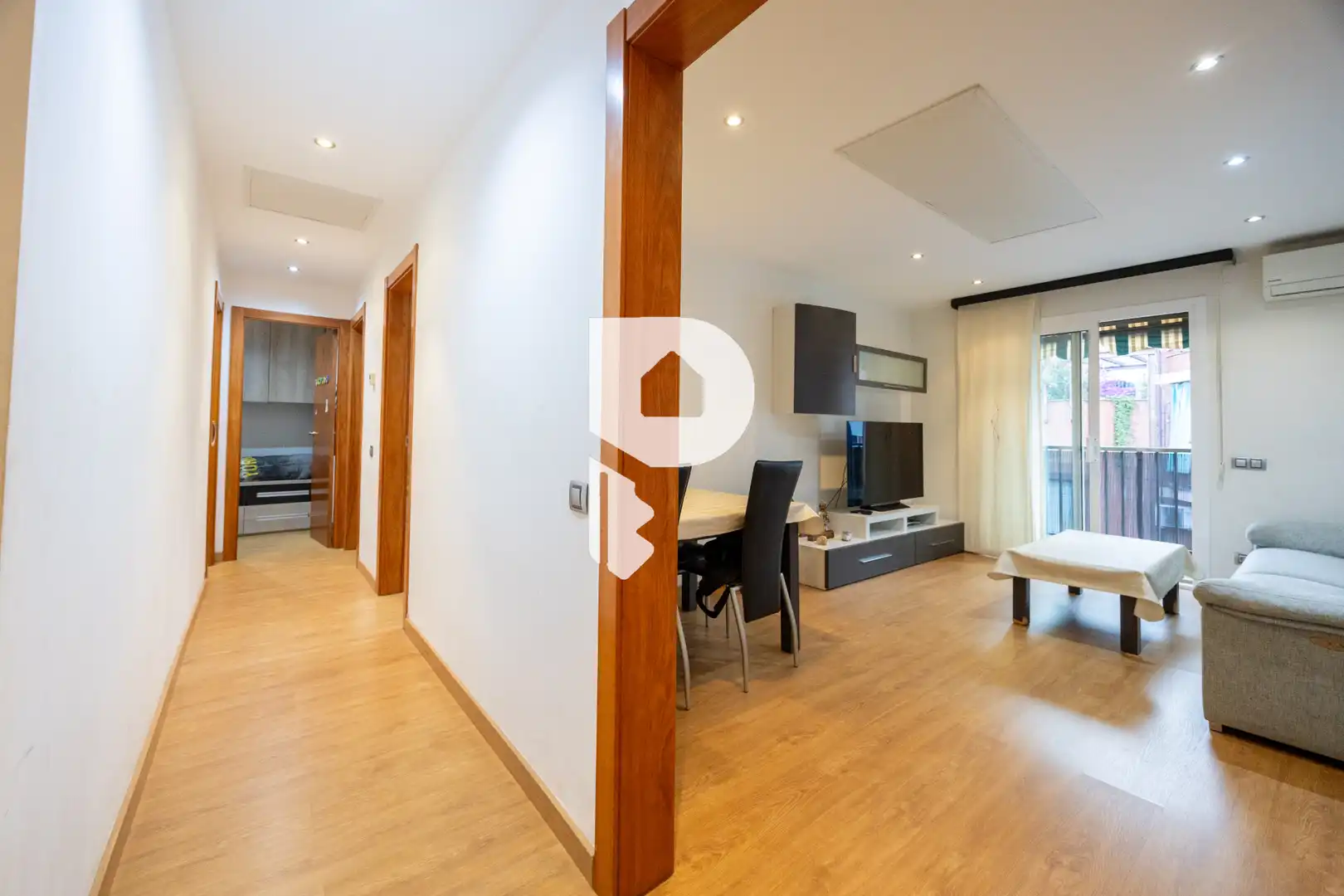 Wohnzimmer von Wohnung zum Verkauf in Sant Vicenç Dels Horts mit Klimaanlage, Heizung und Parkett