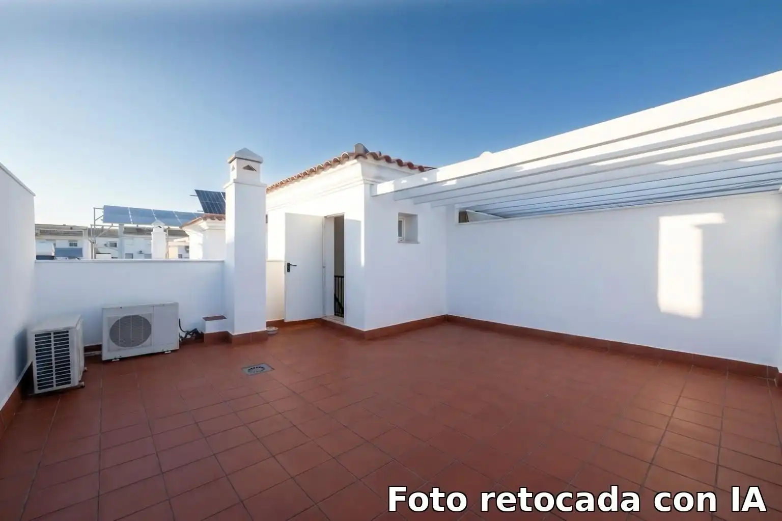 Terrassa de Casa adosada en venda en Dos Hermanas amb Aire condicionat, Calefacció i Jardí privat