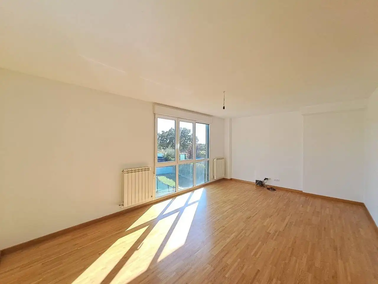 Living room of Houses for sale in Valdorros  with Heating, Private garden and Parquet flooring