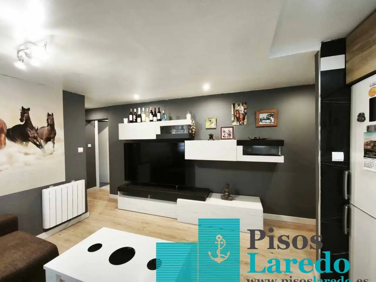 Living room of Flat for sale in Limpias  with Heating, Parquet flooring and Furnished