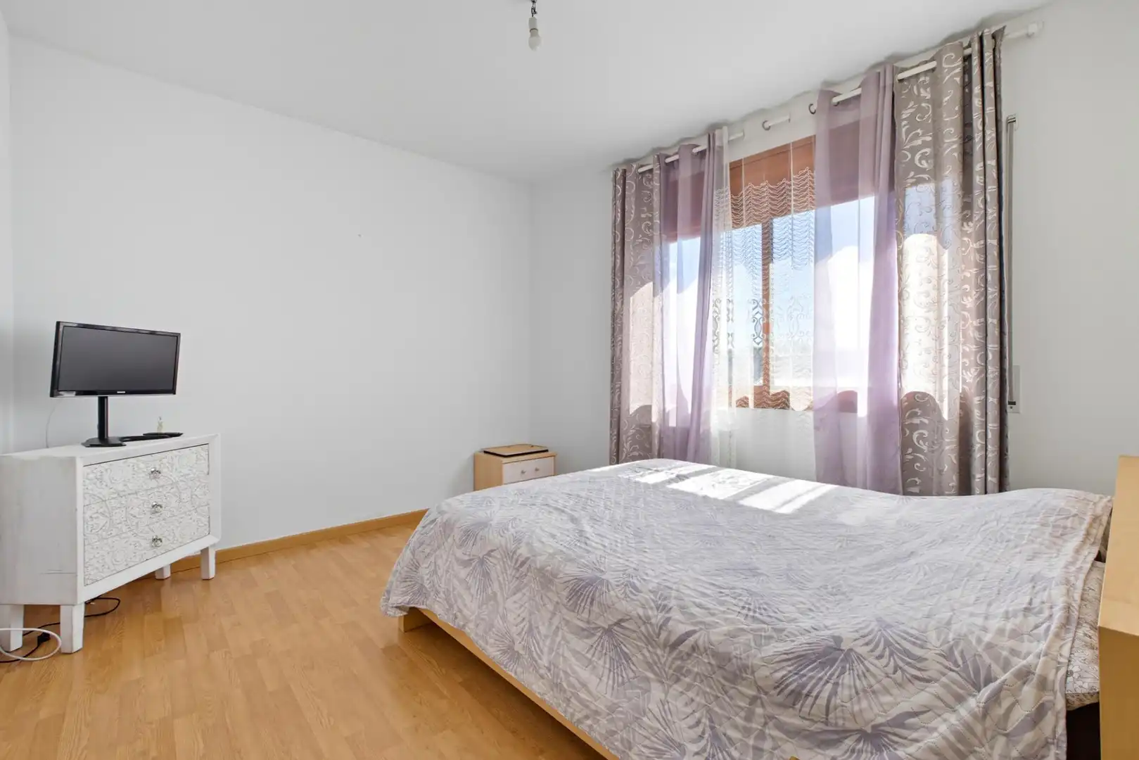 Habitación de Casa o chalet en venta en Cànoves I Samalús con Aire acondicionado, Calefacción y Jardín privado