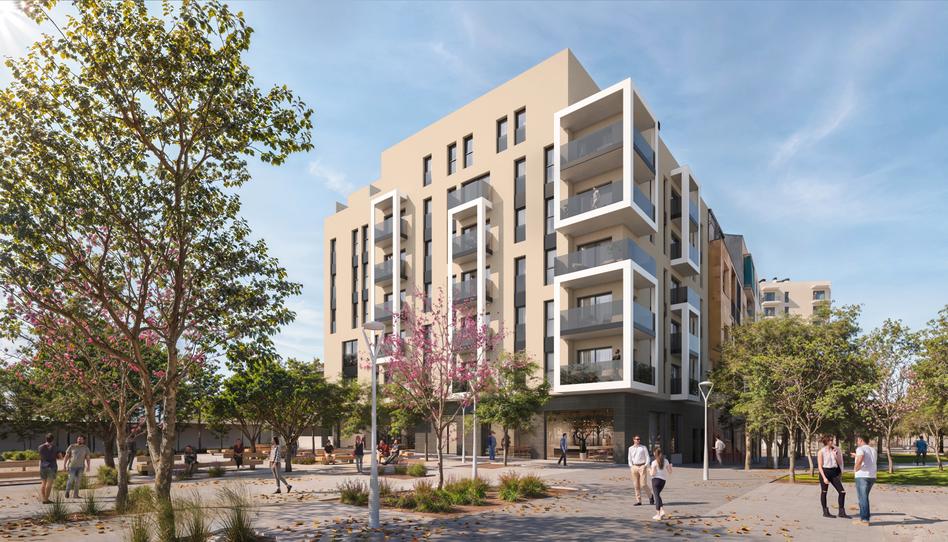 Foto 0 von Aktion CERDANYOLA CENTRE N-III