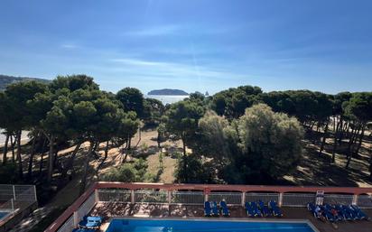 Swimming pool of Apartment for sale in L'Estartit  with Air Conditioner, Furnished and Community pool