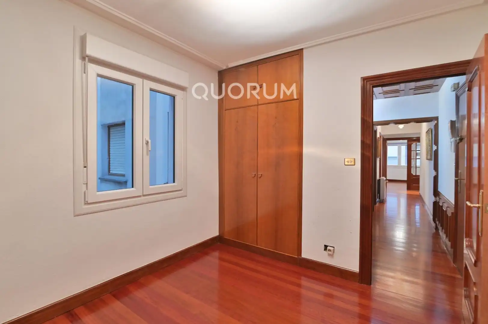 Habitación de Piso en venta en Bilbao  con Calefacción y Balcón