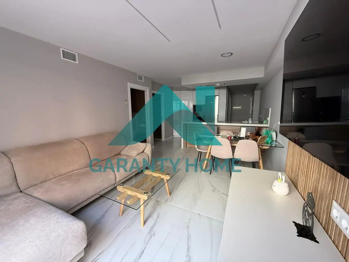 Sala d'estar de Apartament en venda en Cáceres amb Aire condicionat i Calefacció