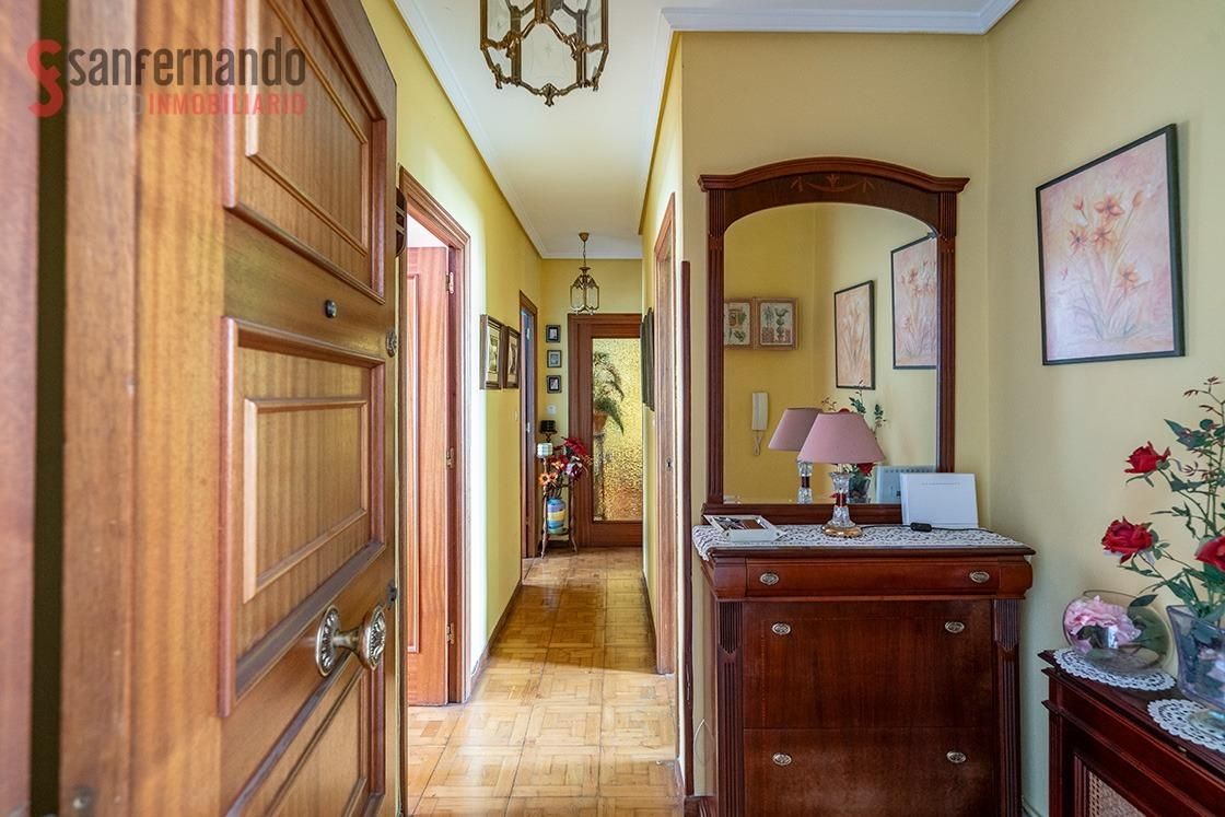 Pis en venda en Torrelavega  amb Calefacció, Traster i Balcó