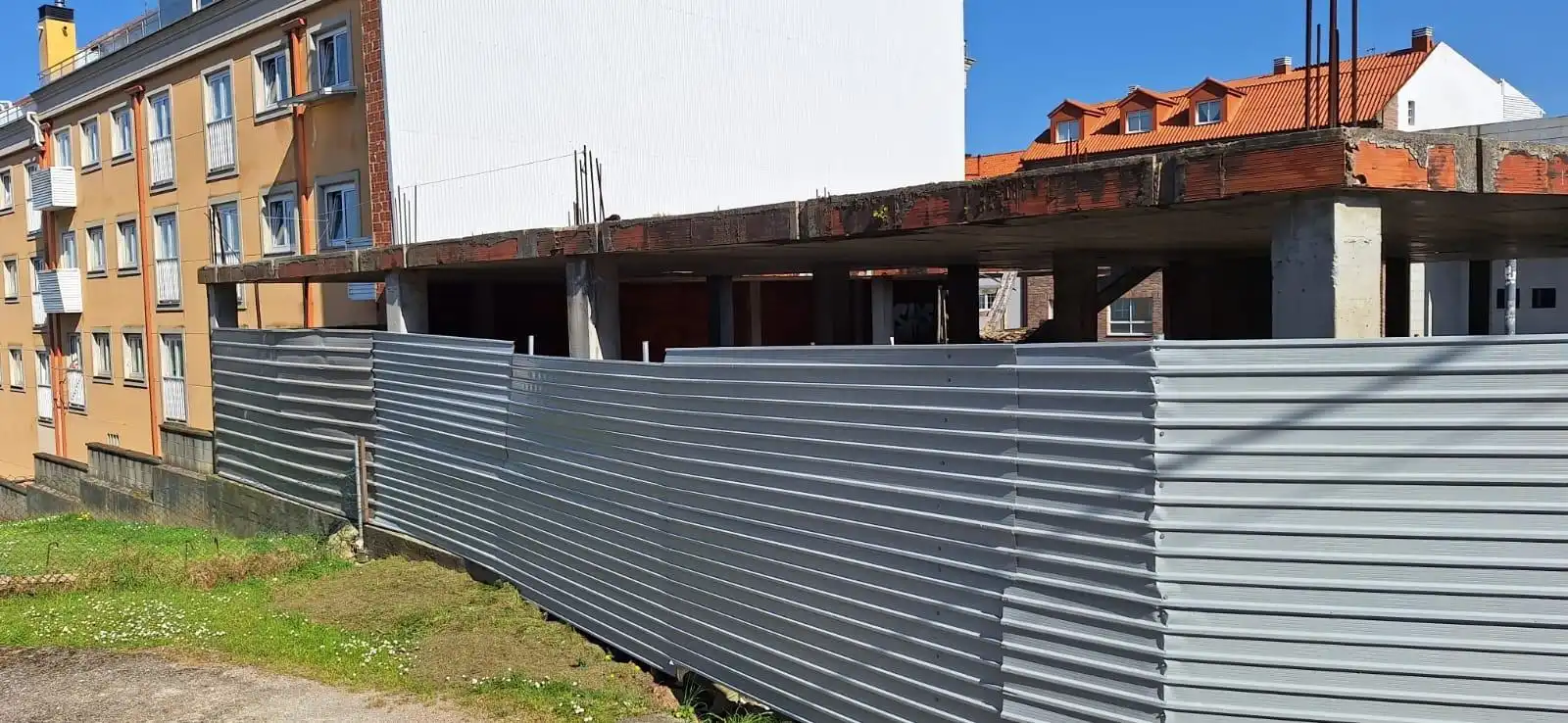 Gebäude zum Verkauf in Travesía de Meicende, 51, Pastoriza