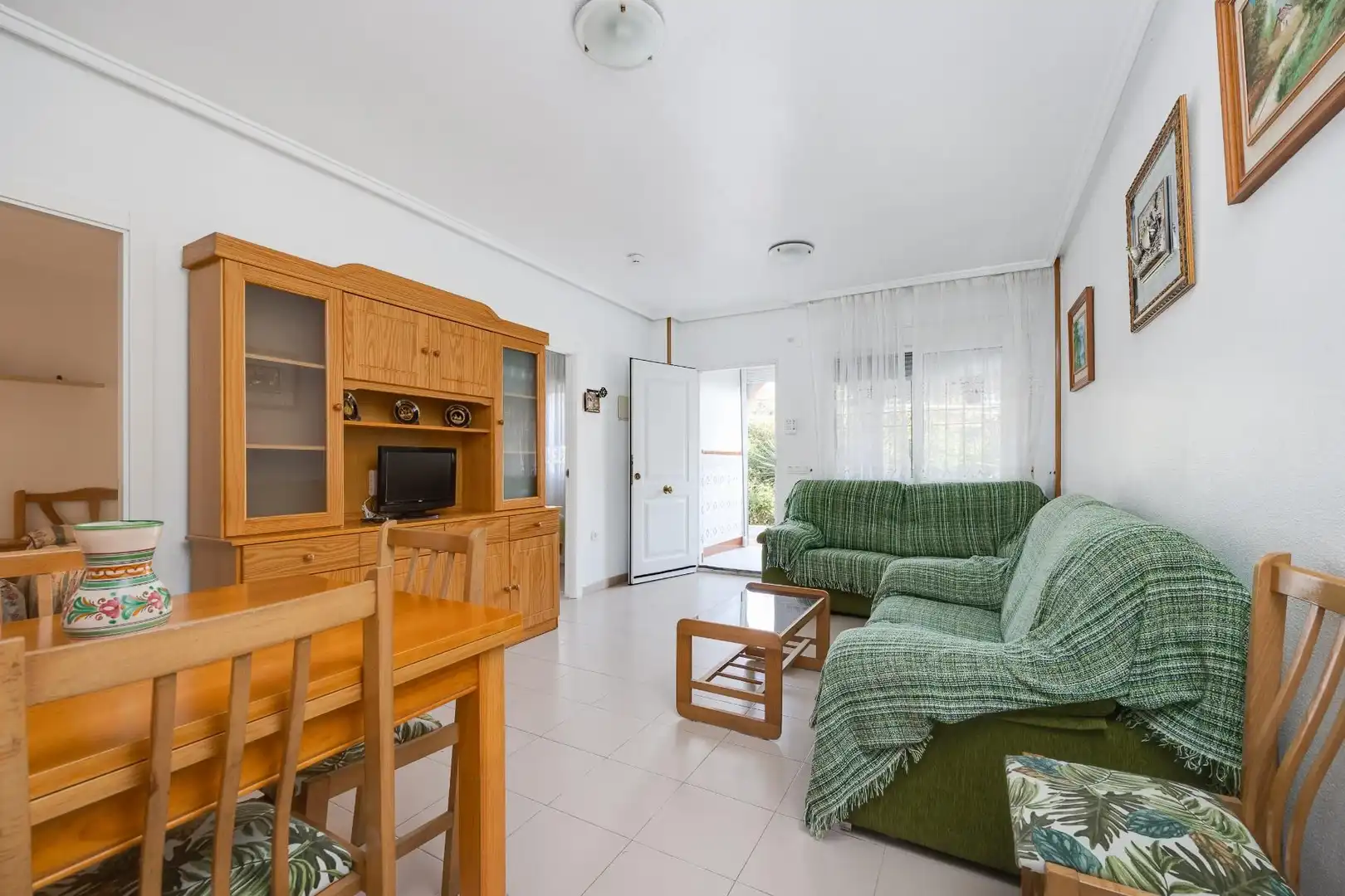 Bungalow with pool for sale in Calle Ramón Rubial Cavias, imagen 11