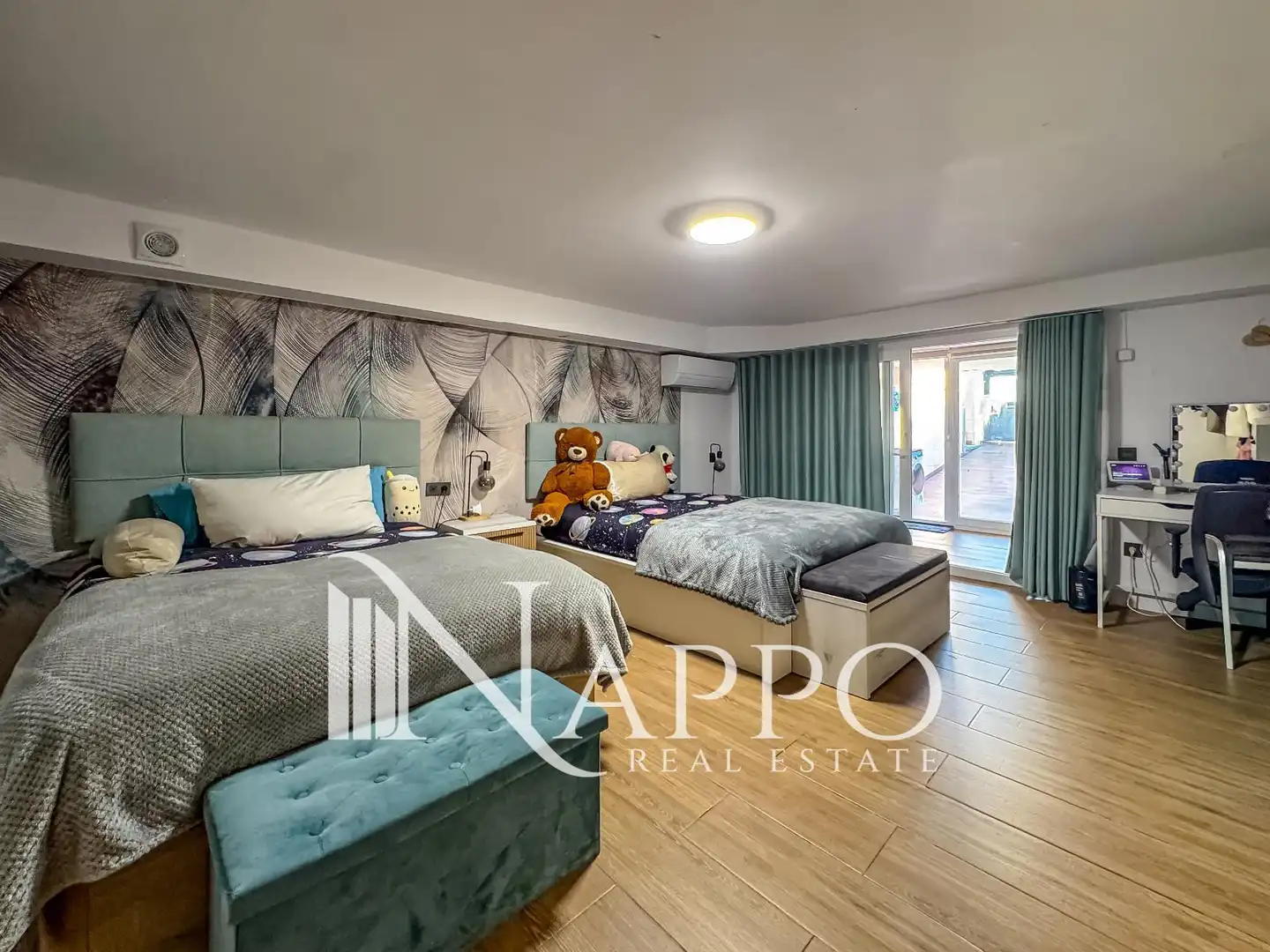 Habitación de Casa adosada en venta en Calvià con Aire acondicionado, Calefacción y Jardín privado