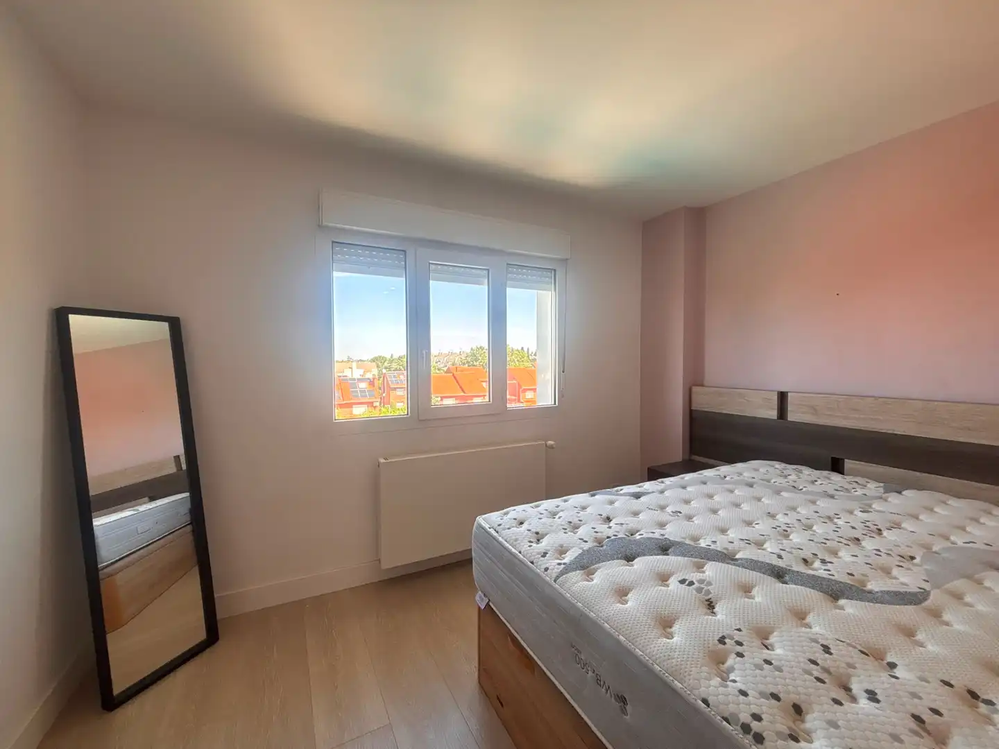 Habitación de Casa o chalet en venta en Rivas-Vaciamadrid con Aire acondicionado, Calefacción y Jardín privado