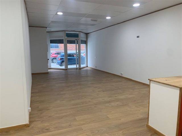 Local comercial en Venta en PIZARRO en Can Clos - Pinetons