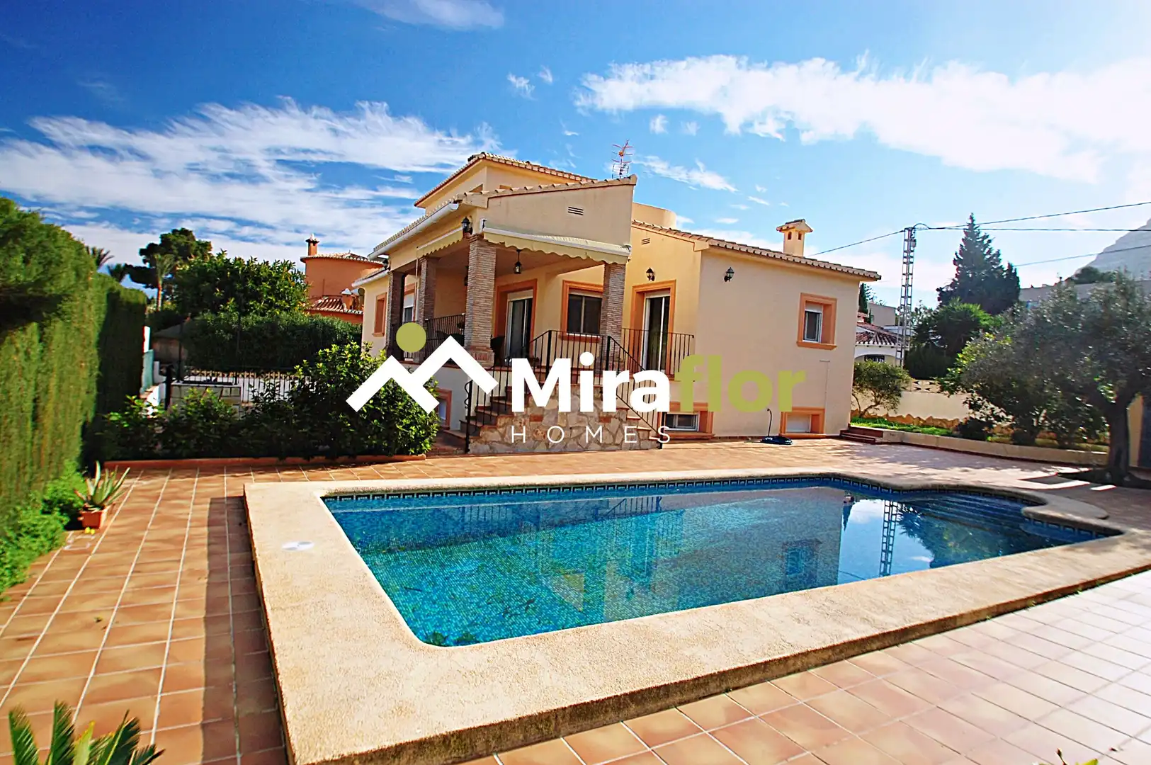 Villa avec piscine à vendre à El Montgó