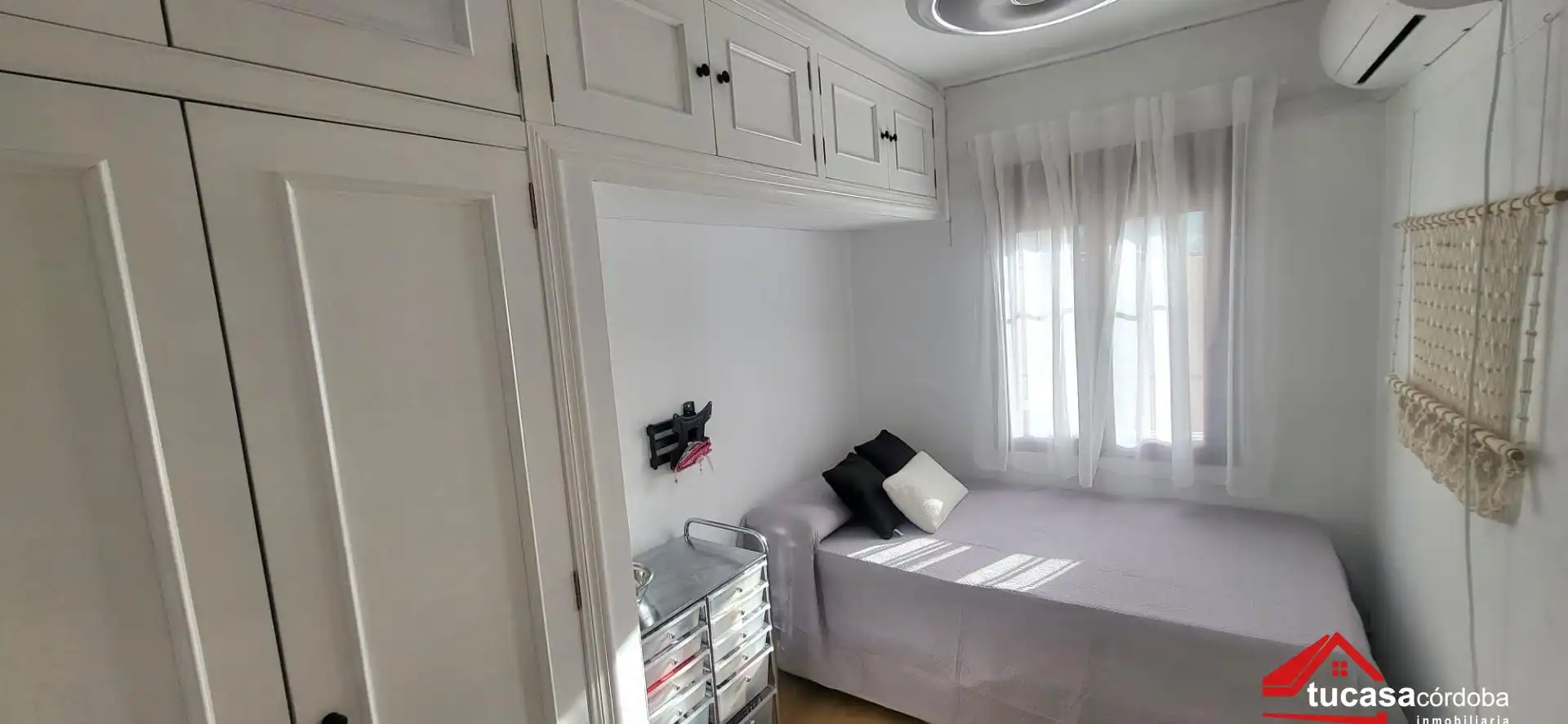 Dormitori de Pis en venda en Córdoba amb Aire condicionat, Calefacció i Terrassa