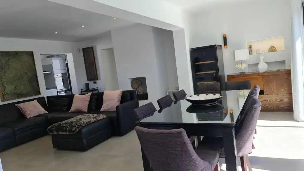 Comedor de Casa o chalet de alquiler en Estepona con Aire acondicionado, Jardín privado y Terraza