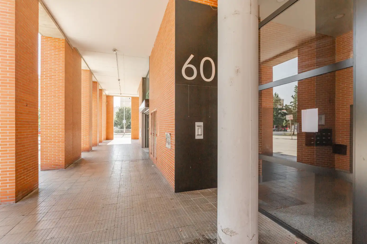 Pis en venda en  Pamplona / Iruña amb Calefacció, Parquet i Traster