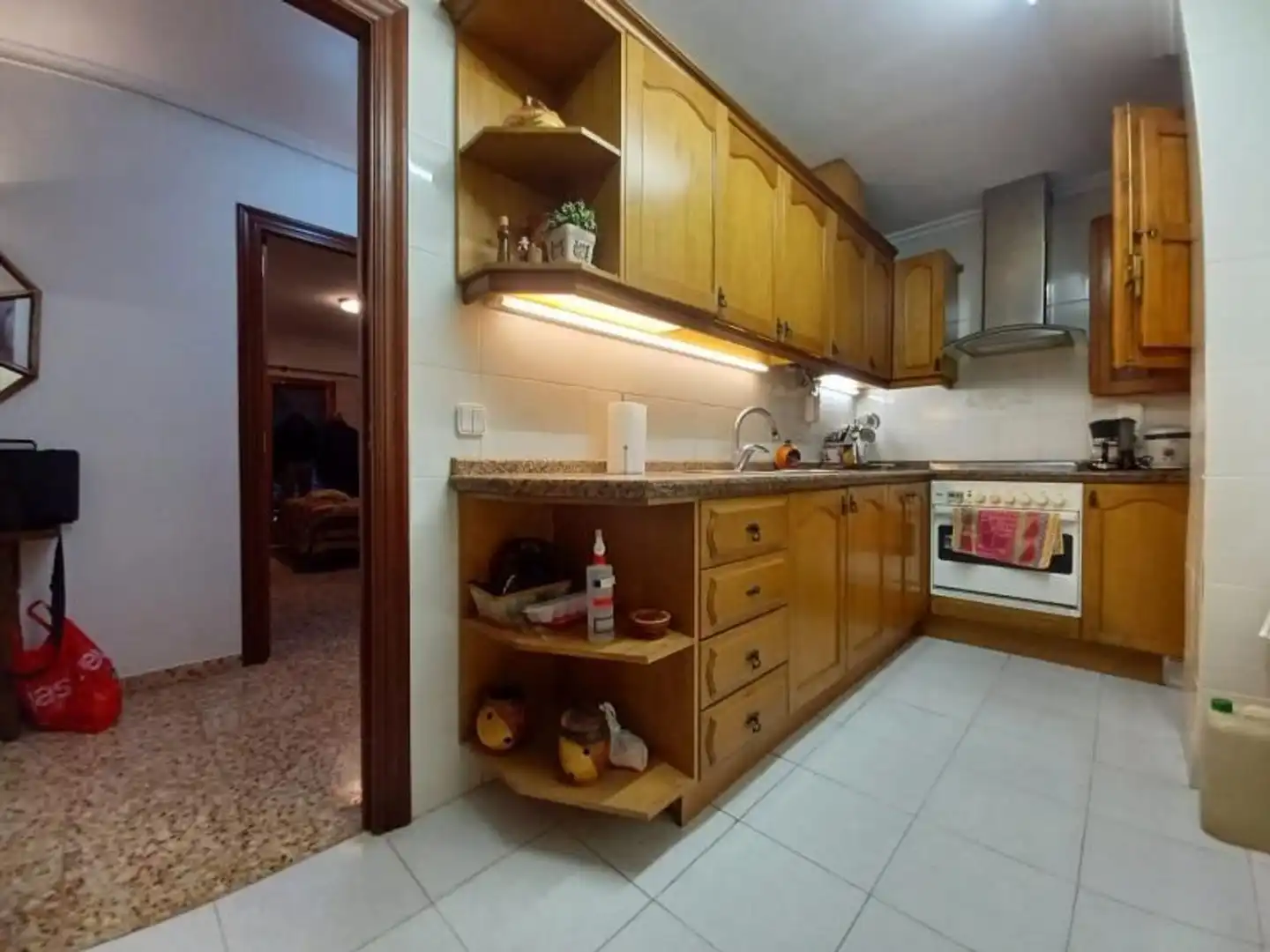 Kitchen of Flat for sale in Montán  with Terrace and Storage room
