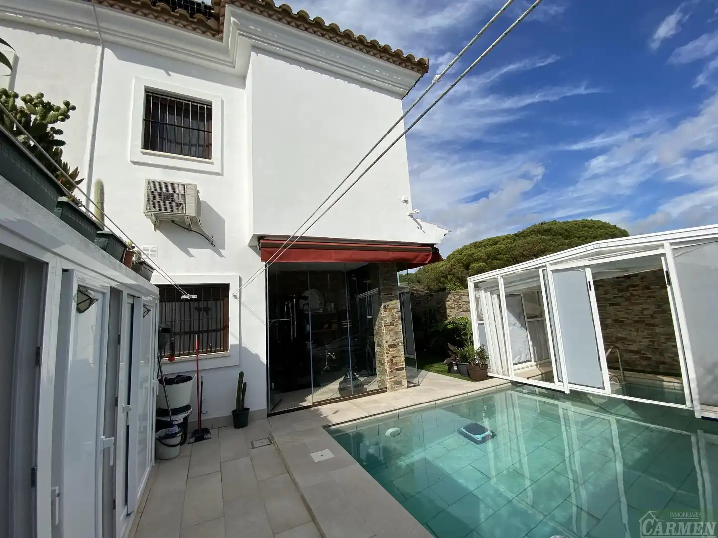 Exterior view of Houses for sale in Chiclana de la Frontera  with Air Conditioner, Heating and Storage room