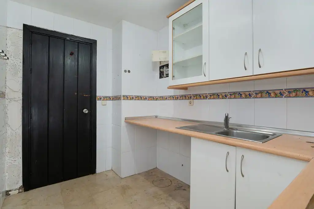 Cuina de Pis en venda en Marbella amb Calefacció i Terrassa