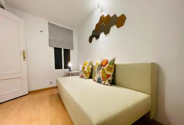 Study for rent in Palacio