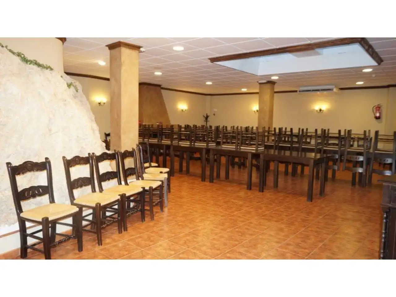 Business premises for sale in Zuheros, imagen 2
