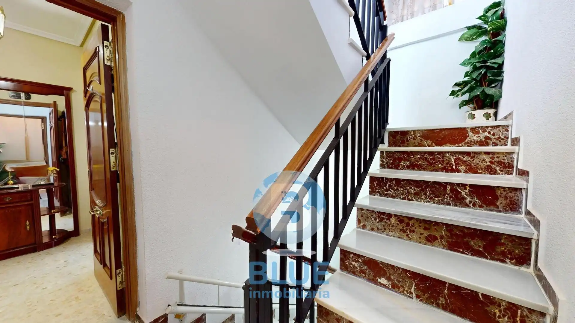 Houses for sale in Córdoba  with Air Conditioner, Heating and Terrace