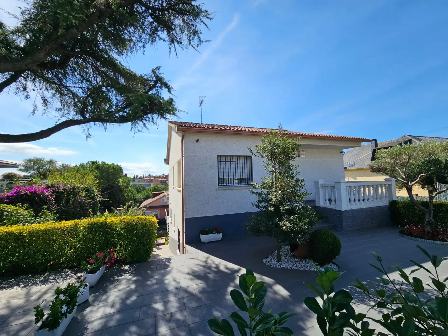 Vista exterior de Casa o chalet en venta en Canovelles