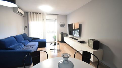 Foto 3 von Wohnung zum Verkauf in Angel Guimera, Centre, Salt