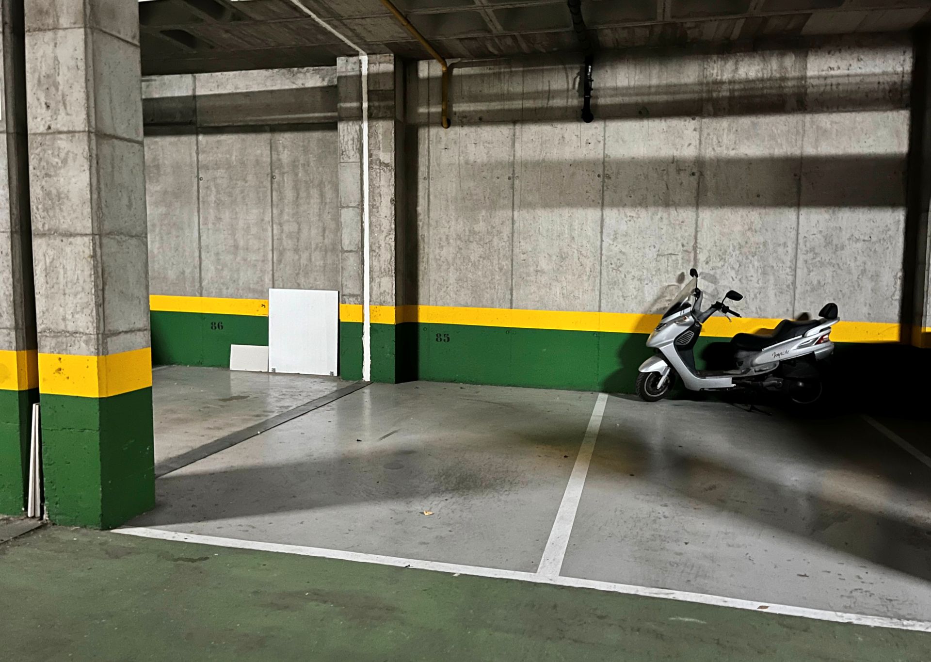 Parking of Garage to rent in Girona Capital