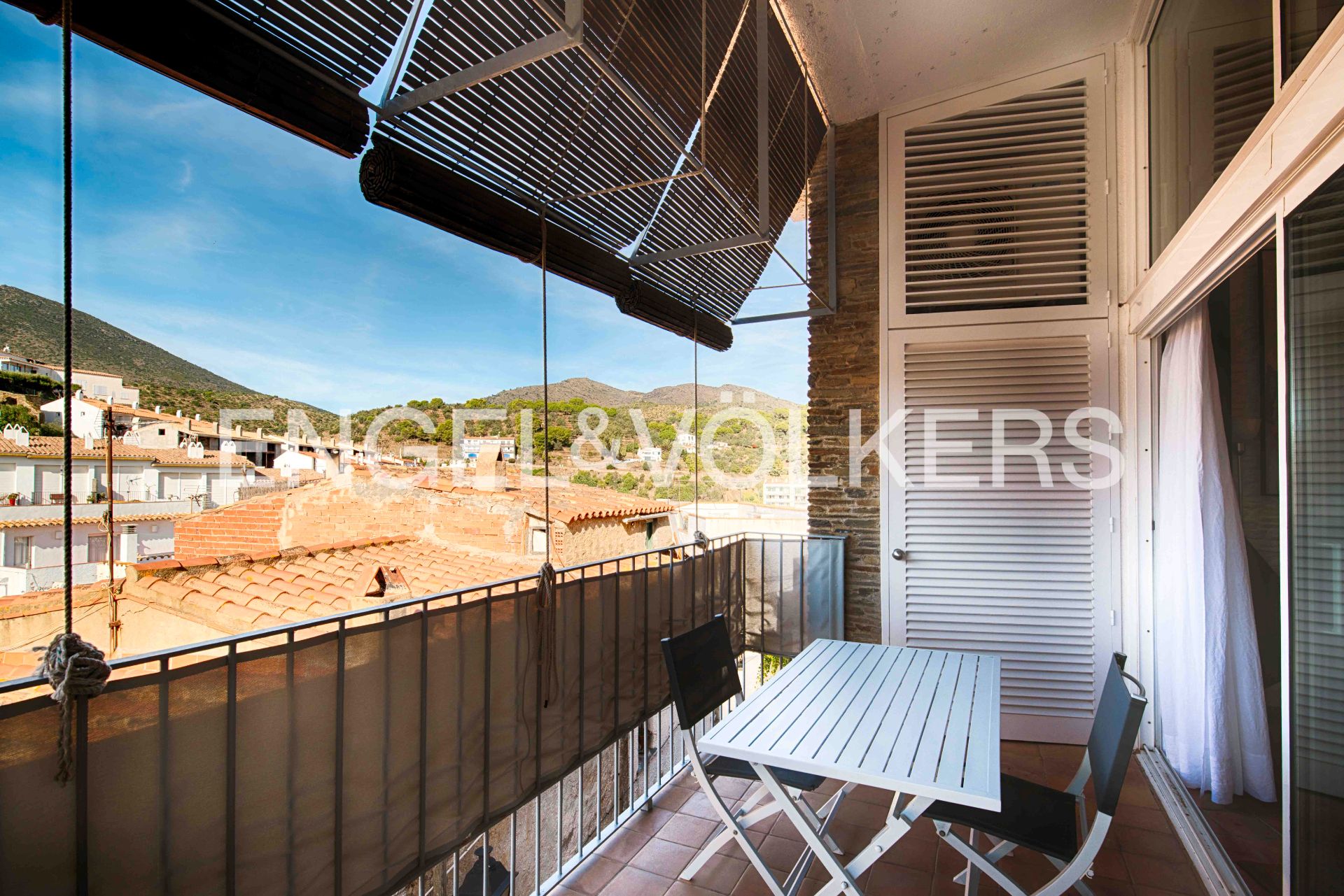 Terrasse von Einfamilien-Reihenhaus zum Verkauf in Cadaqués mit Terrasse und Möbliert