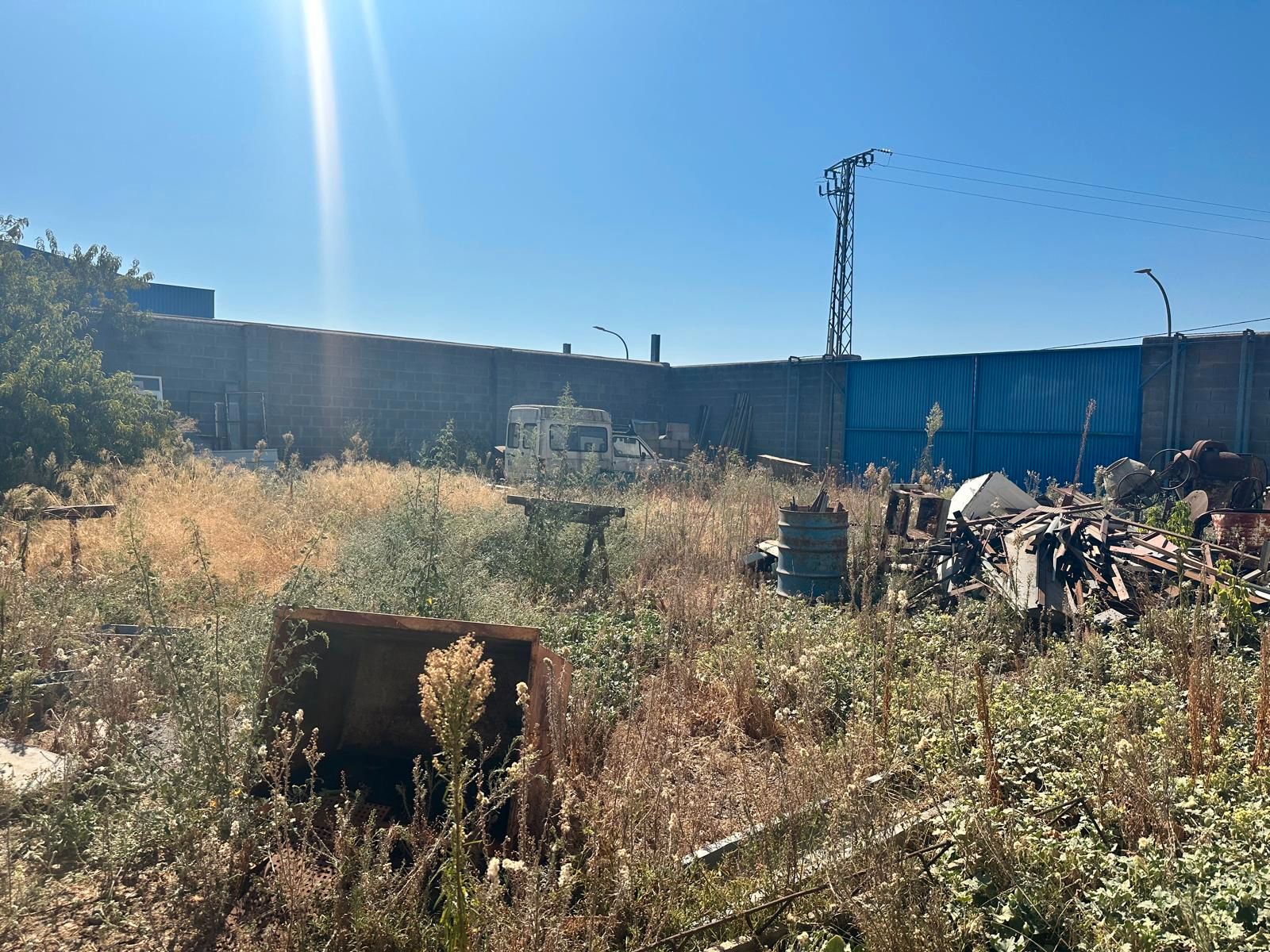 Terreno industrial en venta en Montijo