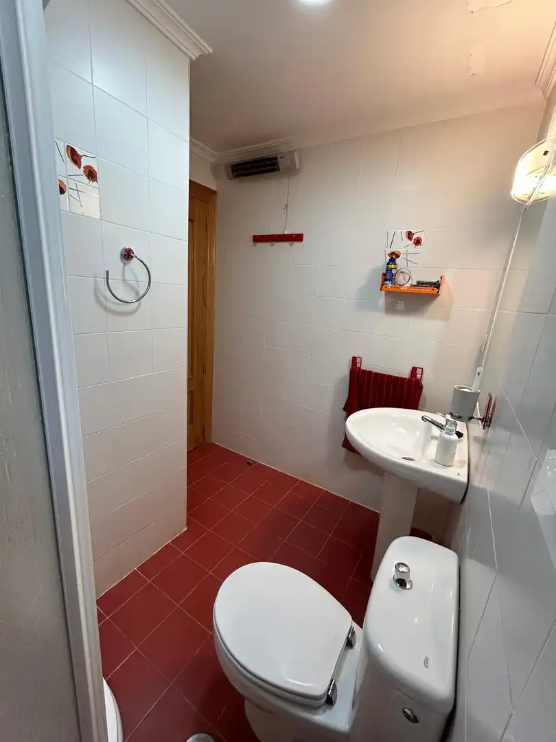 Bathroom of Houses for sale in Alcolea de Calatrava  with Air Conditioner, Heating and Terrace