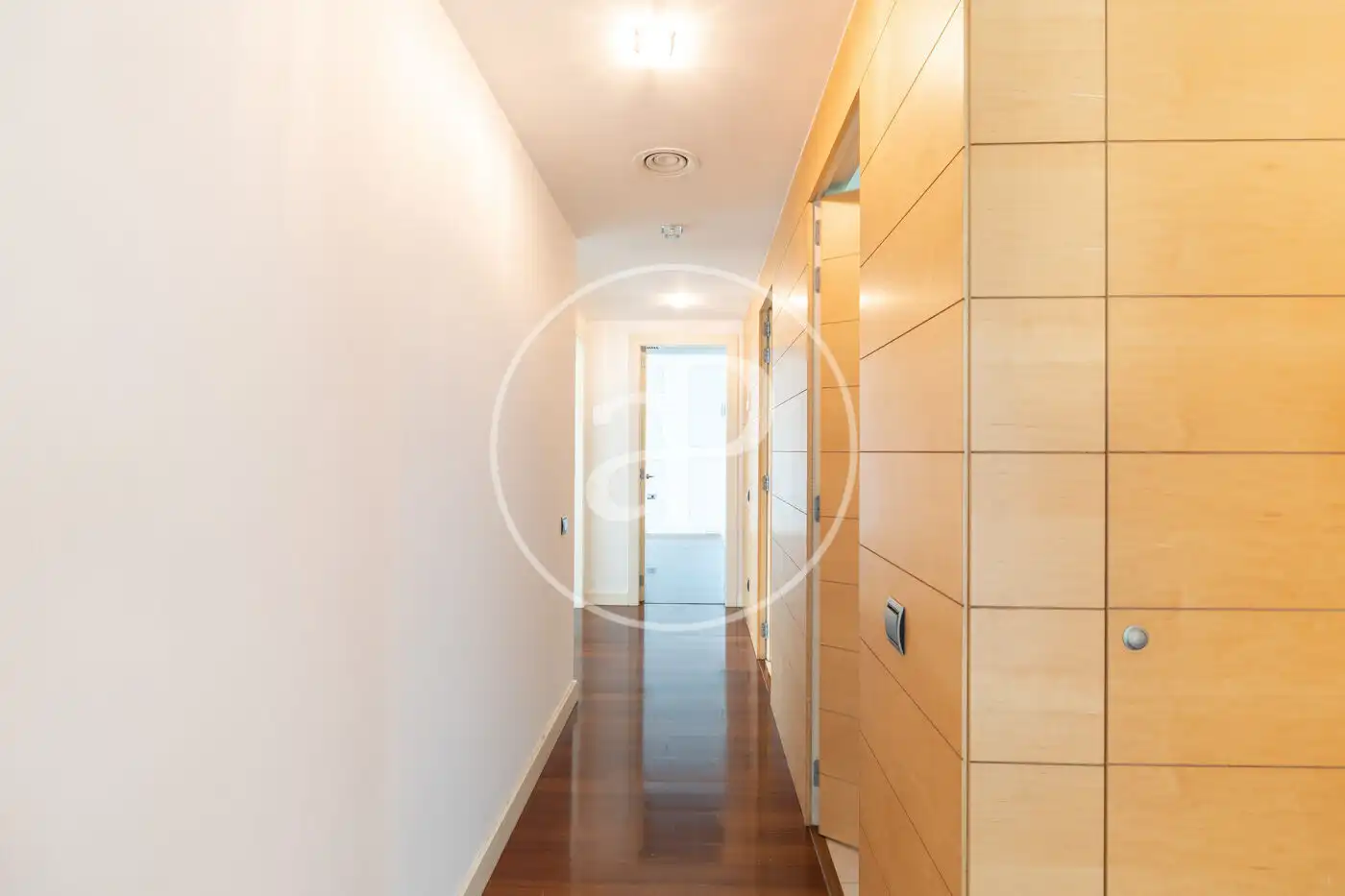 Piso en venta en Barcelona con Aire acondicionado, Calefacción y Terraza