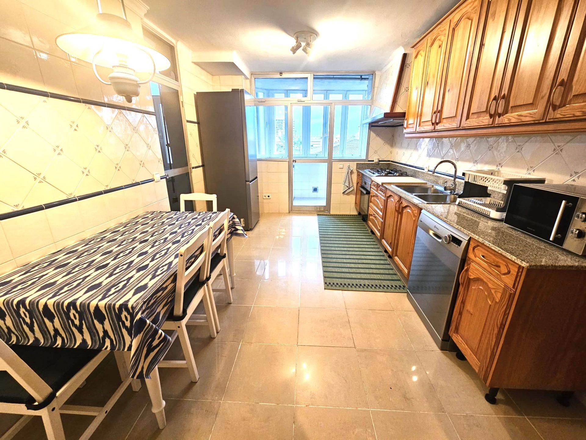 Kitchen of Flat to rent in  Palma de Mallorca  with Air Conditioner, Heating and Private garden