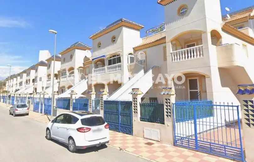 Exterior view of Houses for sale in Guardamar del Segura  with Air Conditioner, Heating and Private garden