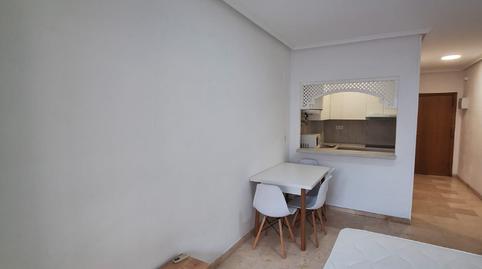 Photo 2 of Flat to rent in Calle Noruega, Zona Playa de los Locos, Torrevieja