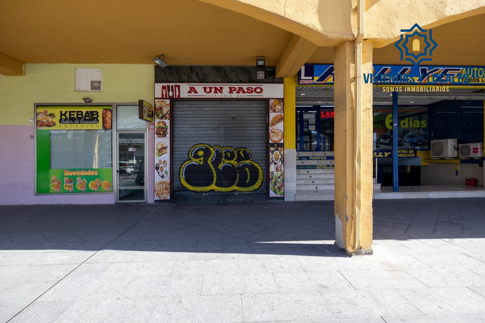 Local en venta en  Granada Capital