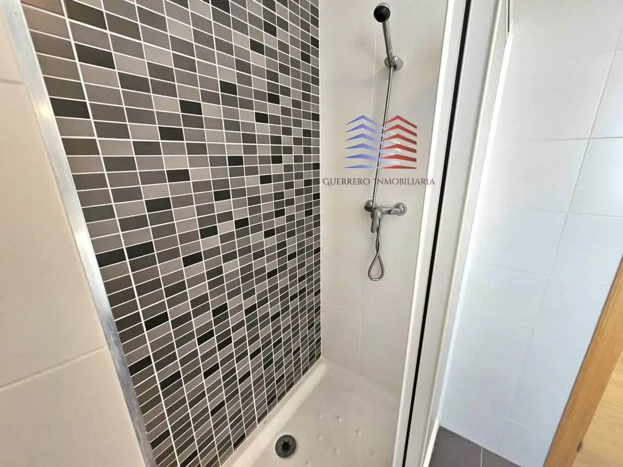 Baño de Apartamento de alquiler en Maceda con Calefacción, Parquet y Trastero