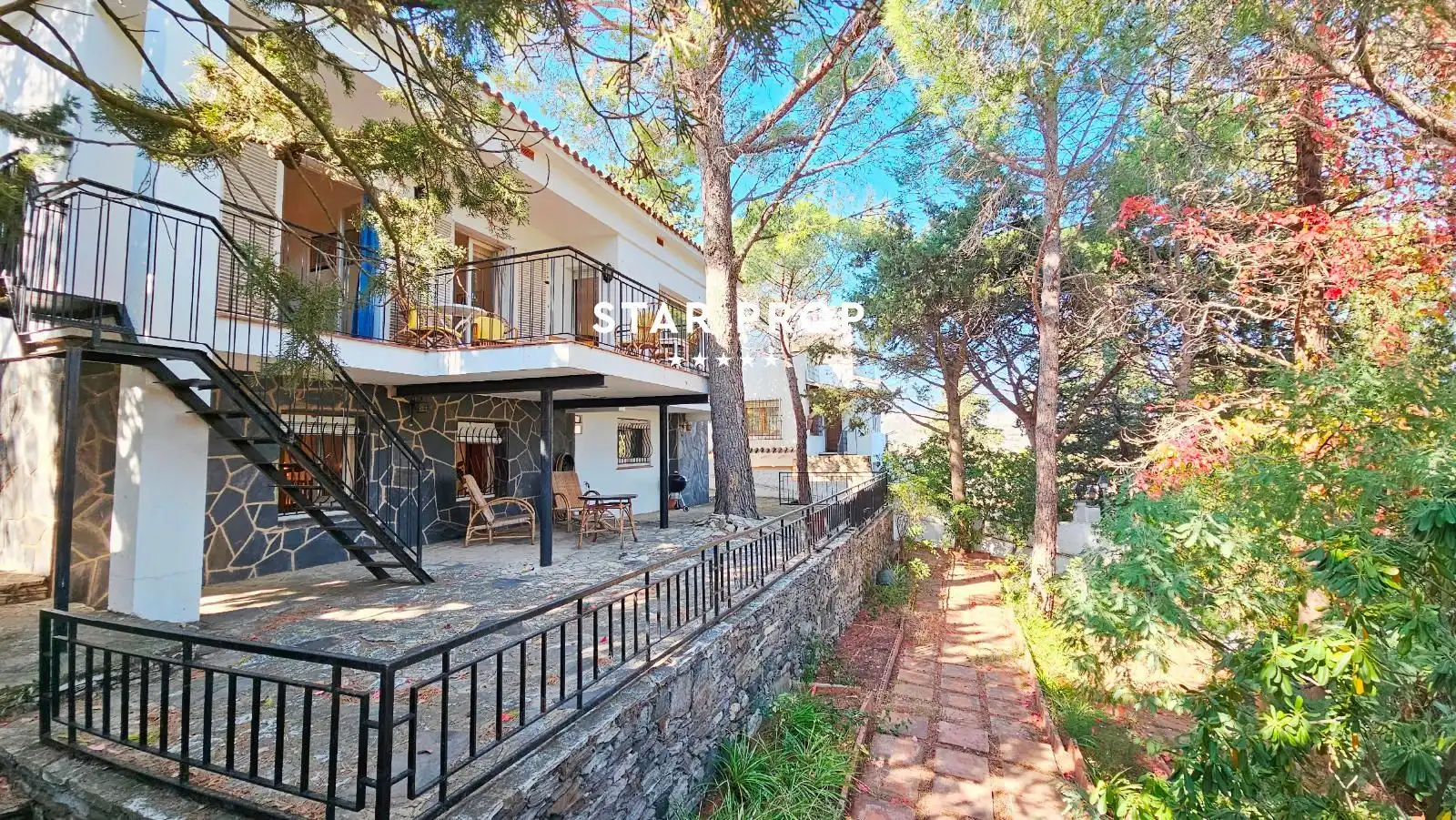 Vista exterior de Casa o chalet en venta en Llançà con Terraza, Trastero y Amueblado