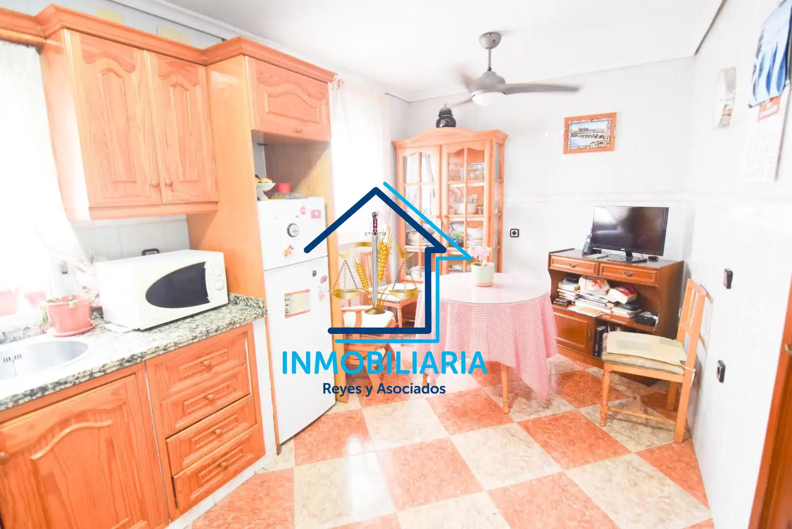 Küche von Wohnung zum Verkauf in Córdoba mit Klimaanlage