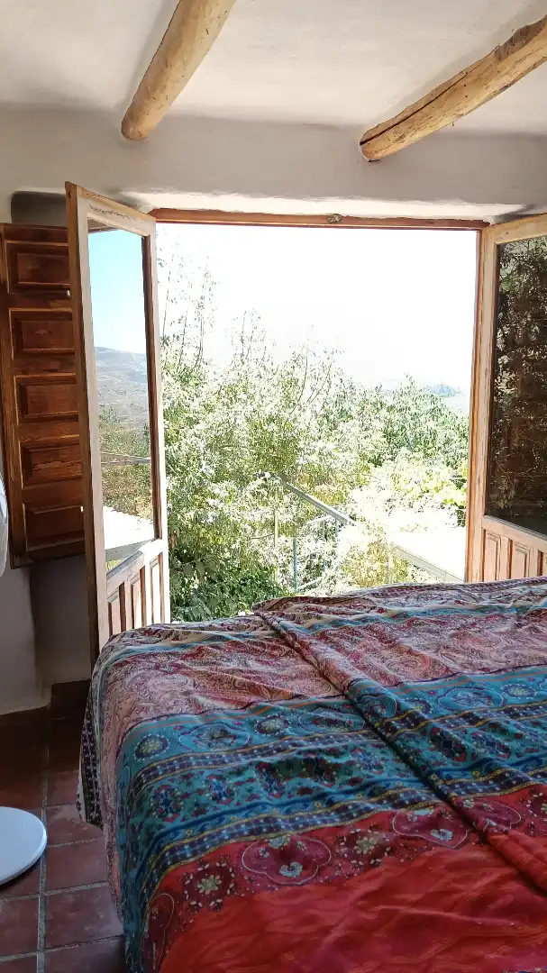 Dormitori de Finca rústica en venda en Alpujarra de la Sierra amb Calefacció, Jardí privat i Moblat