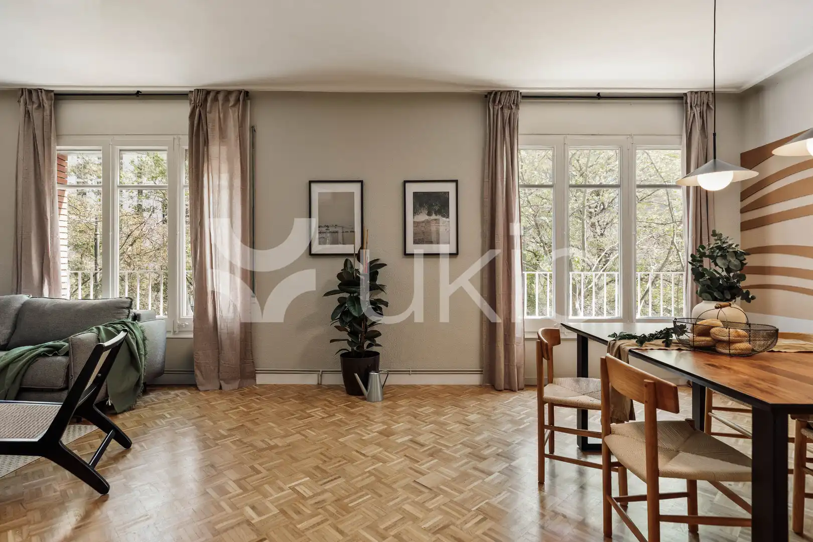 Sala de estar de Apartamento de alquiler en Barcelona con Aire acondicionado, Calefacción y Amueblado