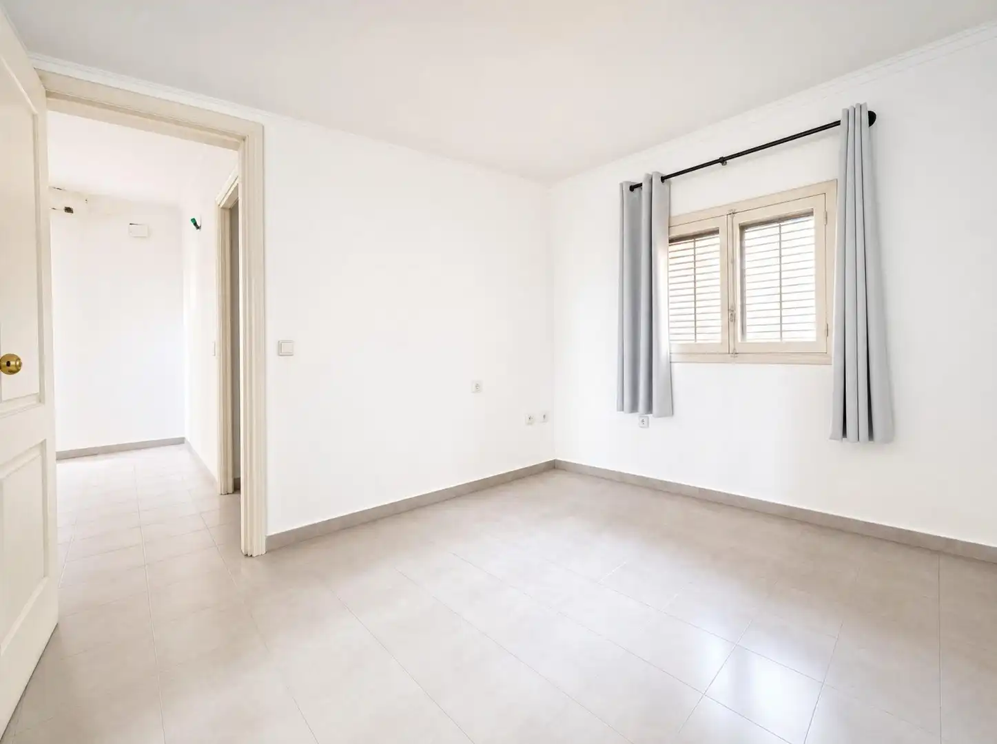 Dormitori de Casa o xalet en venda en Santa Eulària des Riu amb Jardí privat, Terrassa i Traster